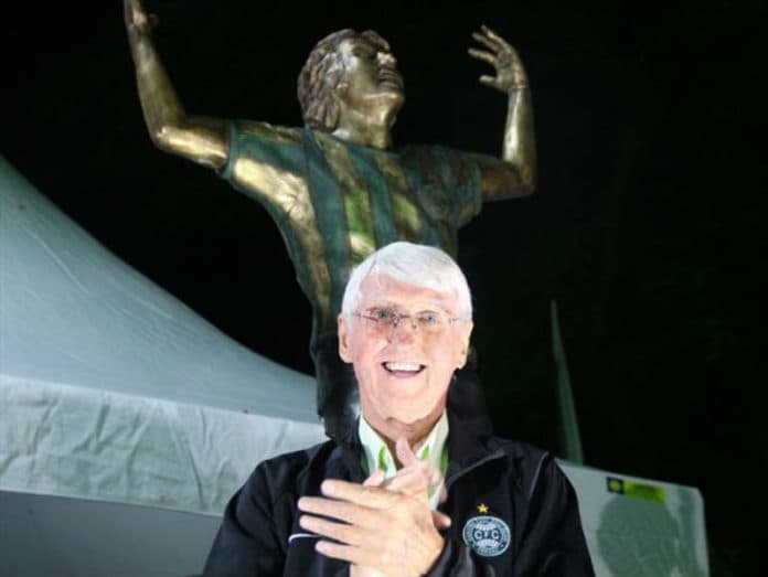 Coritiba inaugurou estátua em homenagem a Dirceu Krüger no Couto Pereira