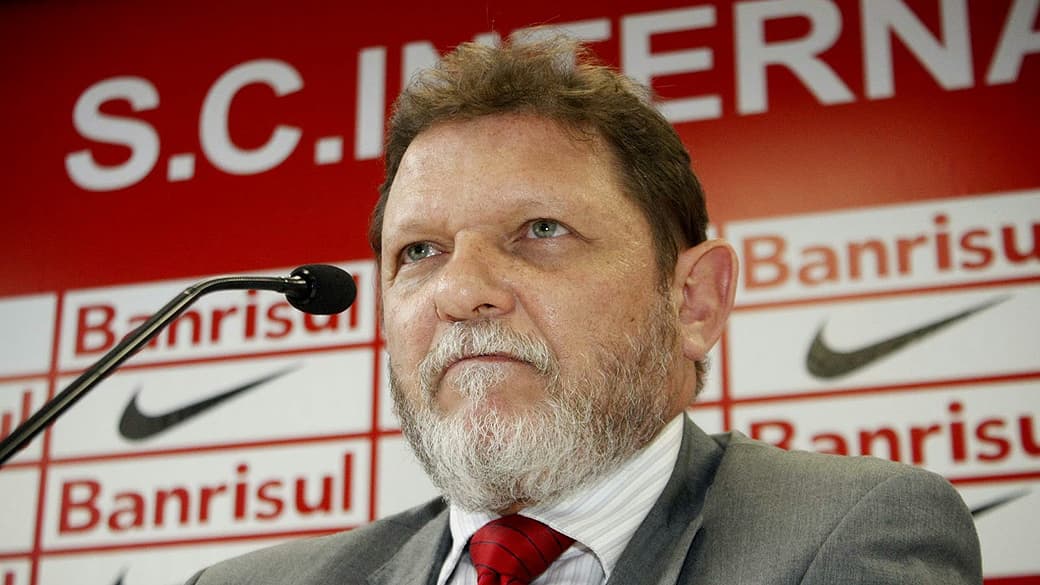 Morreu neste domingo o vice-presidente de futebol do Internacional, Luiz Fernando Costa, de 53 anos