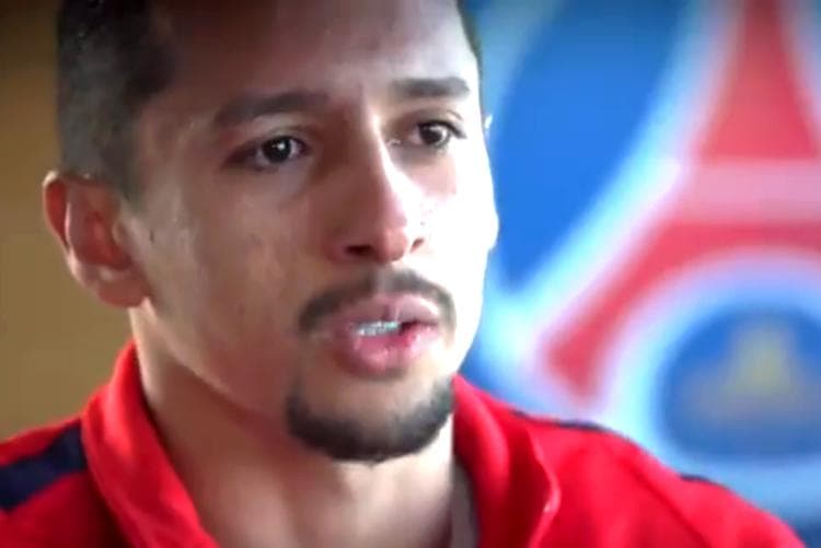 Zagueiro Marquinhos chora ao falar do amigo Lucas Moura