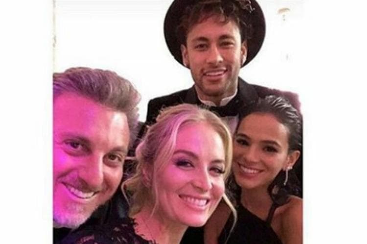 Neymar, Luciano Huck, Angélica e Bruna Marquezine na festa do craque do PSG