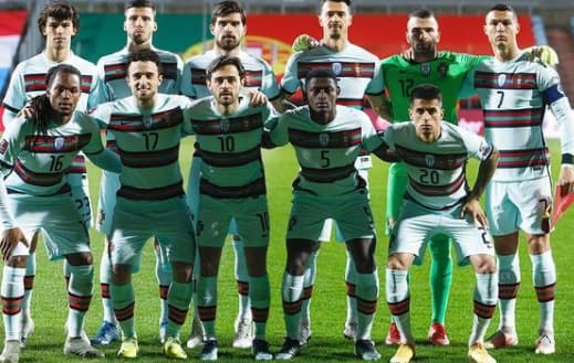 Seleção portuguesa posa para foto