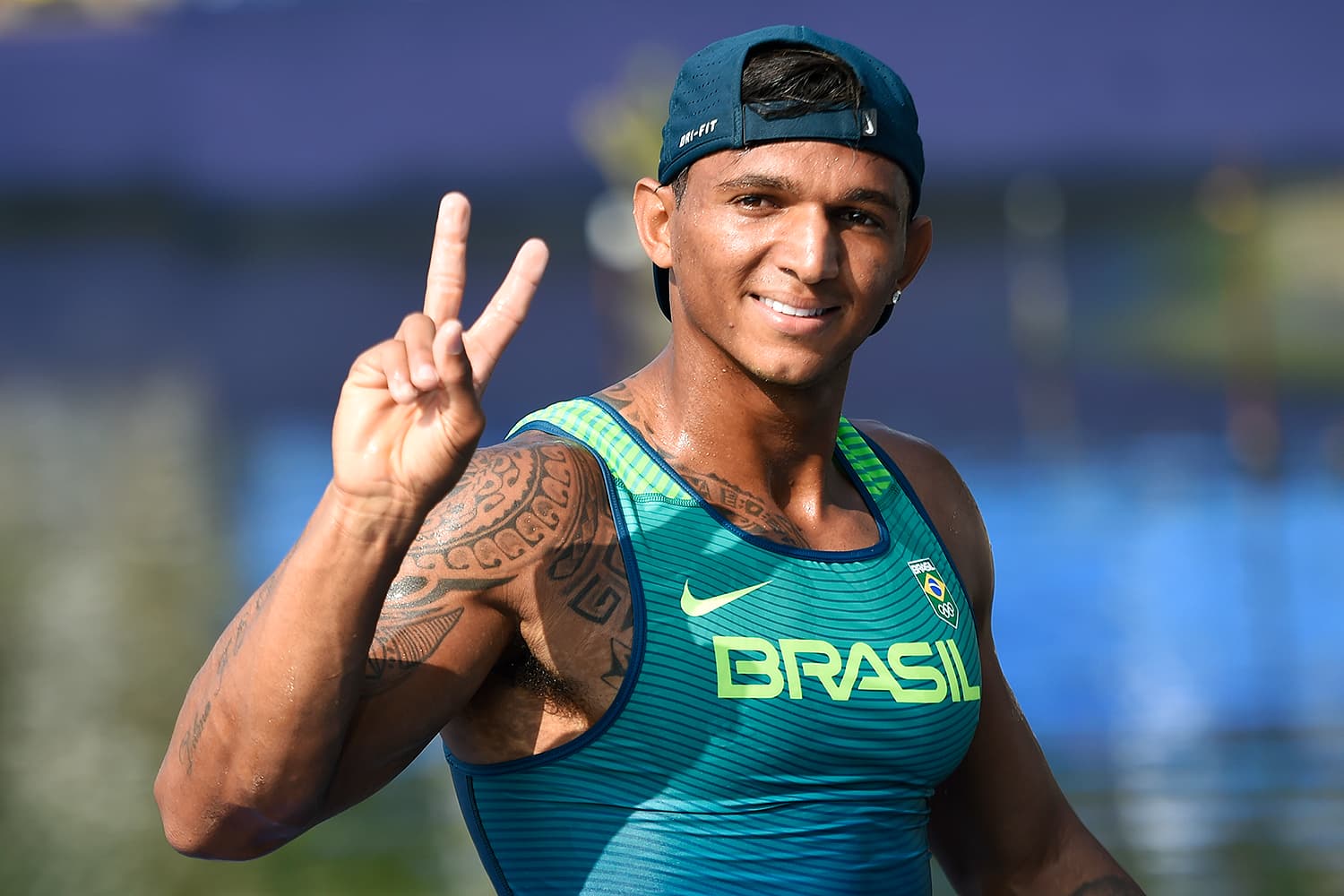 Isaquias Queiroz ganha medalha de bronze na canoagem - 18/08/2016