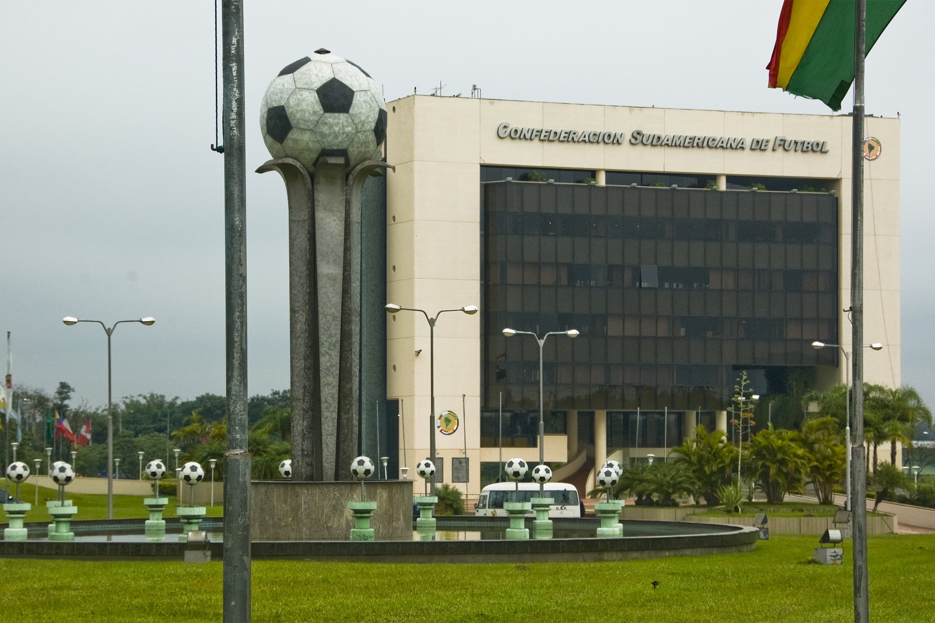 Sede da Conmebol no Paraguai