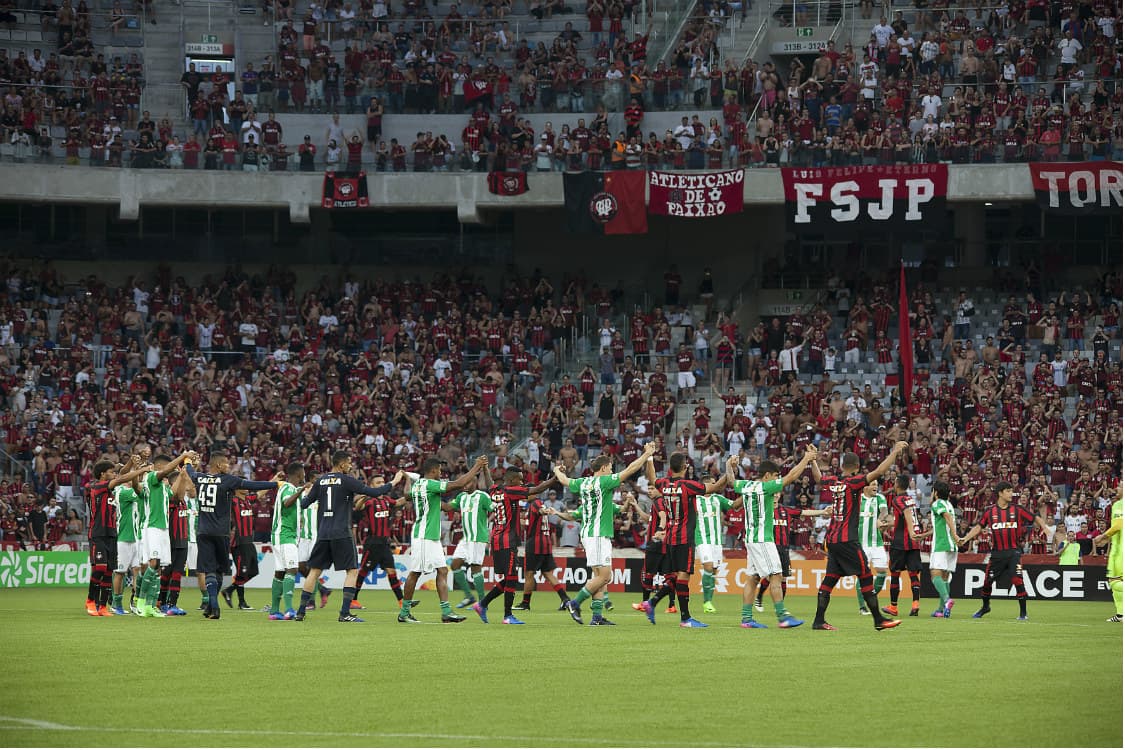 Jogadores do Coritiba e do Atlético-PR não jogaram o clássico