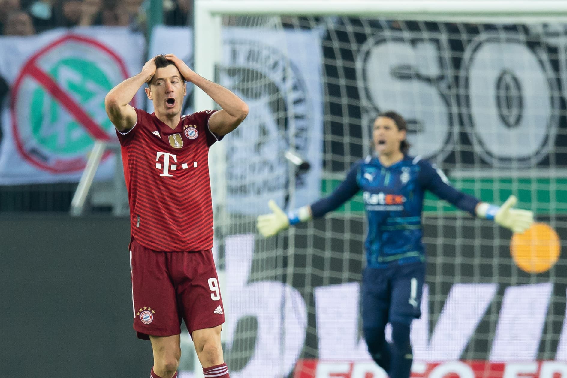 Lewandowski, o melhor do mundo, incrédulo em goleada sofrida pelo Bayern