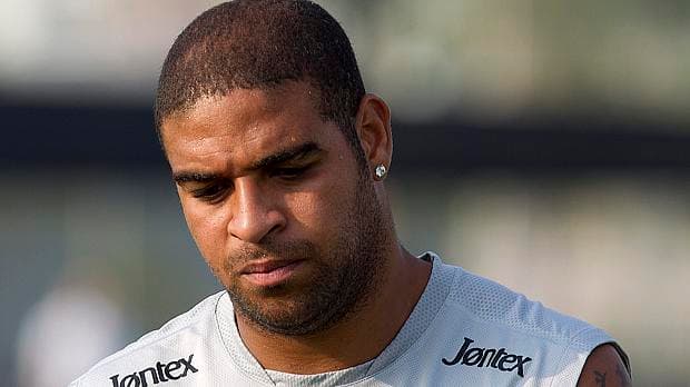 Adriano responderá por lesão corporal
