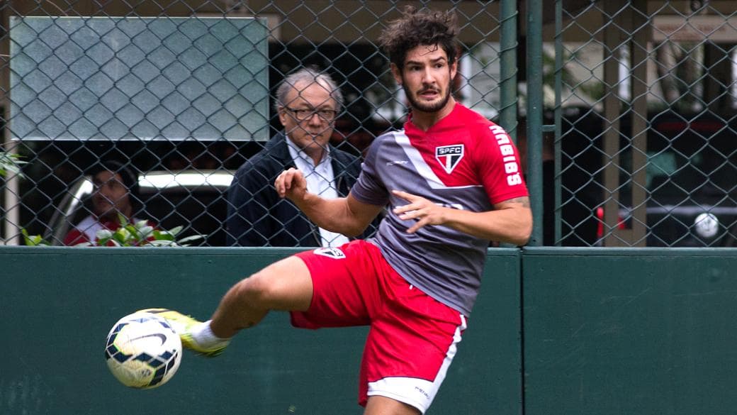Alexandre Pato em treino do São Paulo
