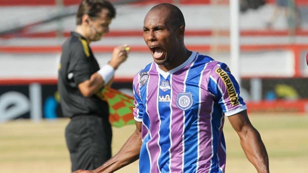 Allan vira o jogo para o Madureira na estreia do Campeonato Carioca contra o Fluminense