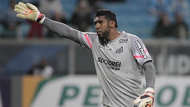Aranha, goleiro do Santos: vítima de racismo no RS