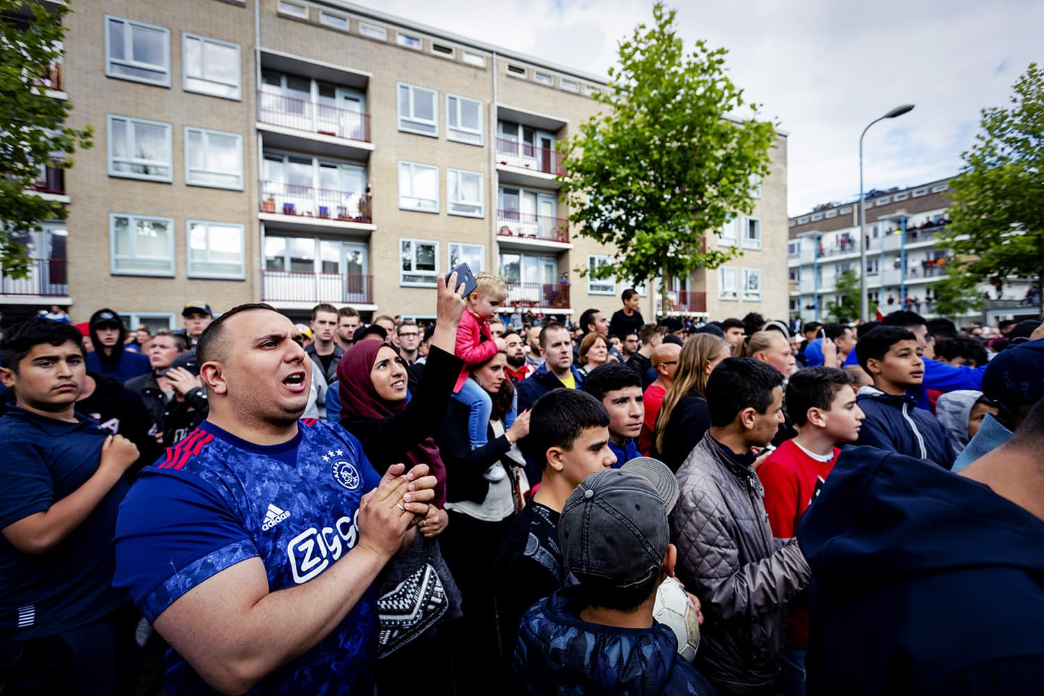Torcedores do Ajax, prestam homenagem ao jogador Abdelhak Nouri, em Amsterdã