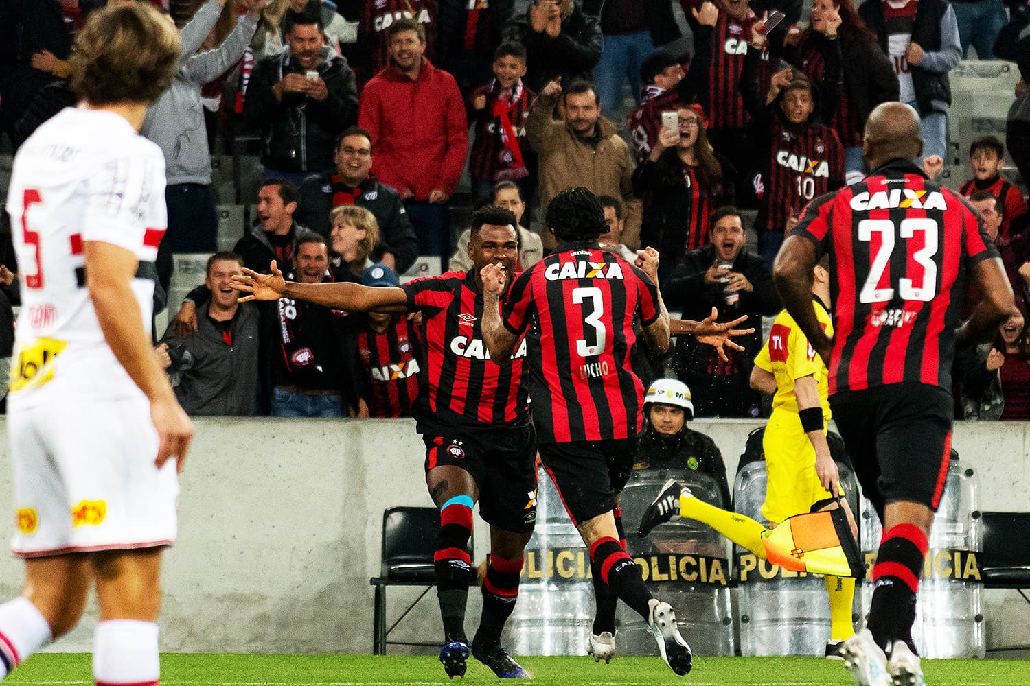 Atlético PR e São Paulo