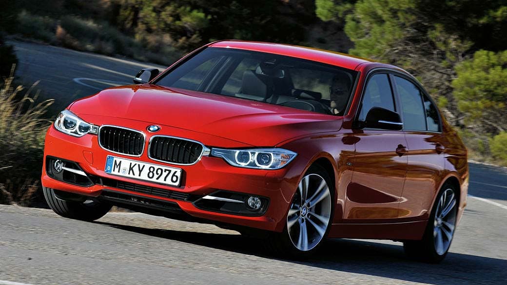 BMW 328i, o segundo modelo com motor flexível