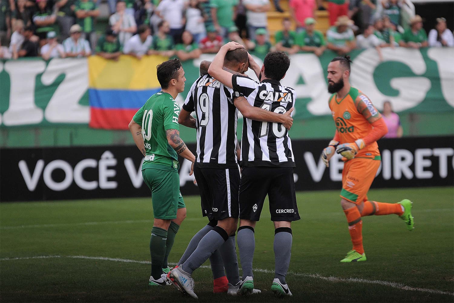 Chapecoense e Botafogo