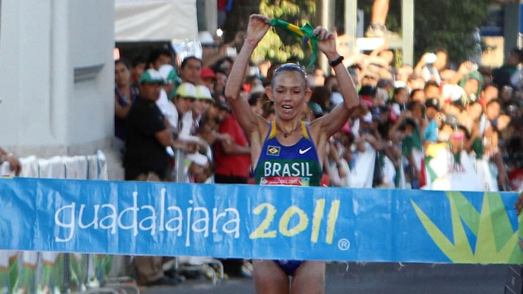 Adriana Aparecida da Silva: medalha de ouro nos jogos Pan-Americanos de 2011 em Guadalajara