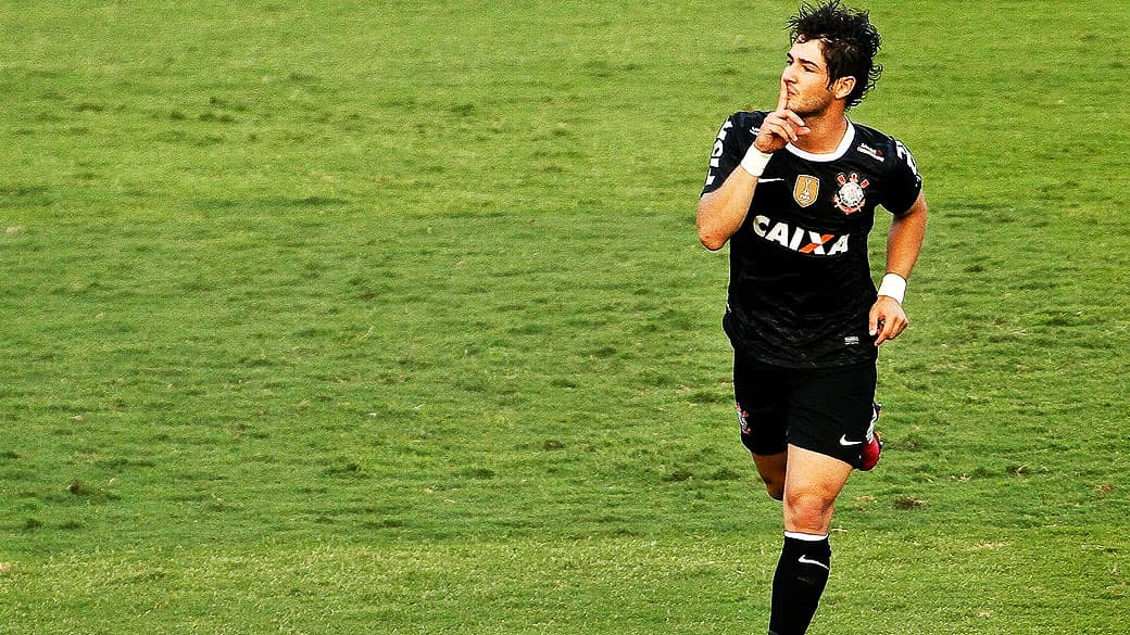 Alexandre Pato marcou o gol da vitória do Corinthians no último encontro entre as equipes, na casa do São Paulo, o Morumbi