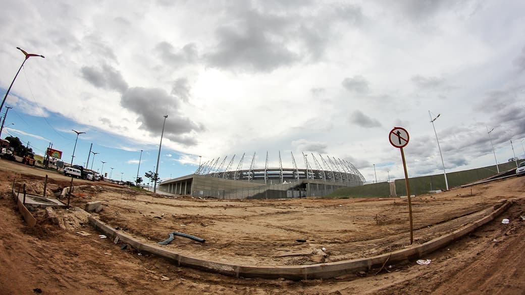 Obras no entorno da Arena Castelão em Fortaleza