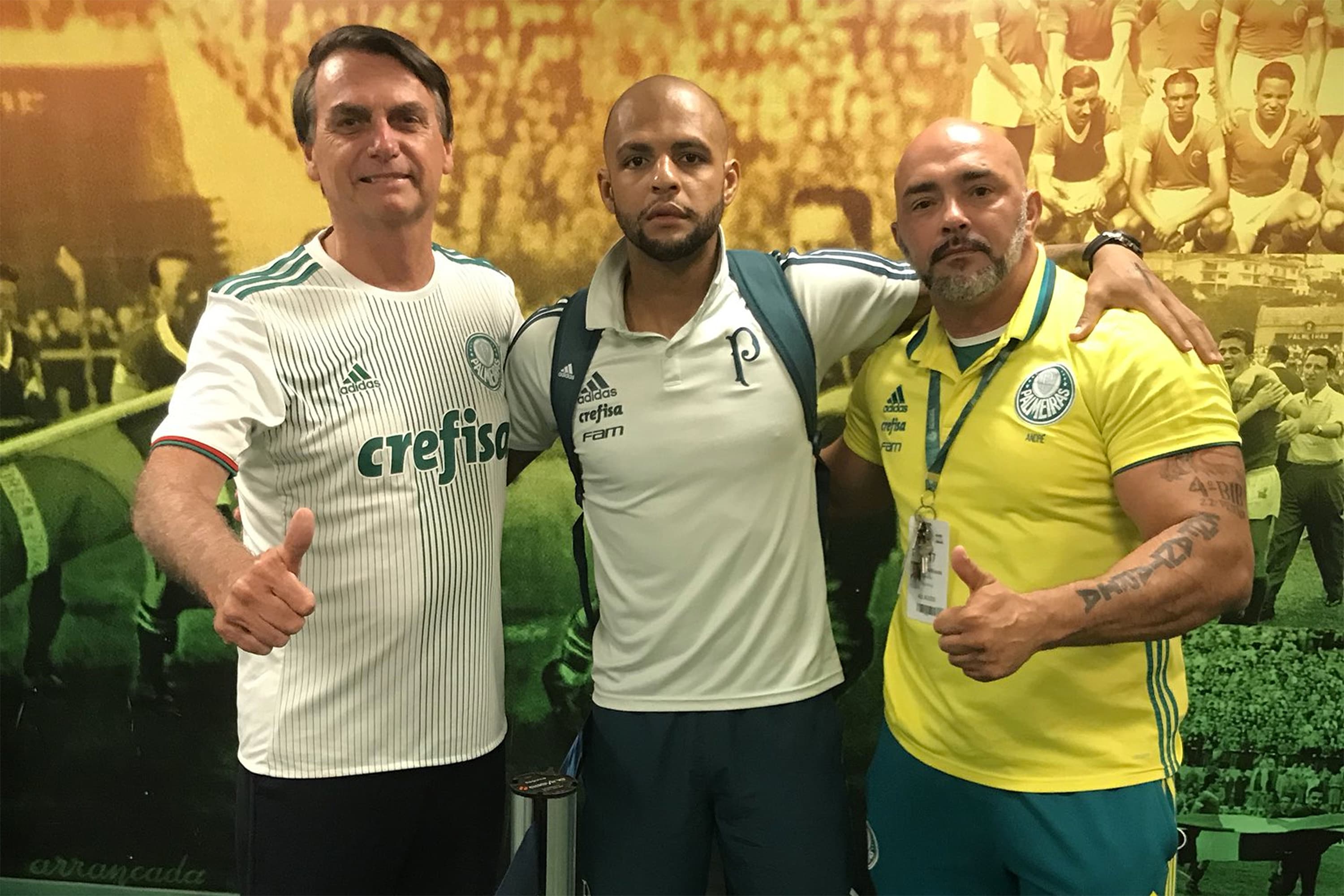Felipe Melo posta foto com Jair Bolsonaro