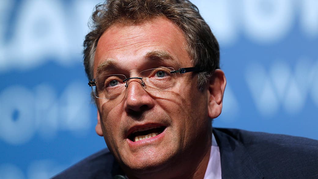 Valcke também cobrou agilidade na finalização das obras da Arena da Baixada