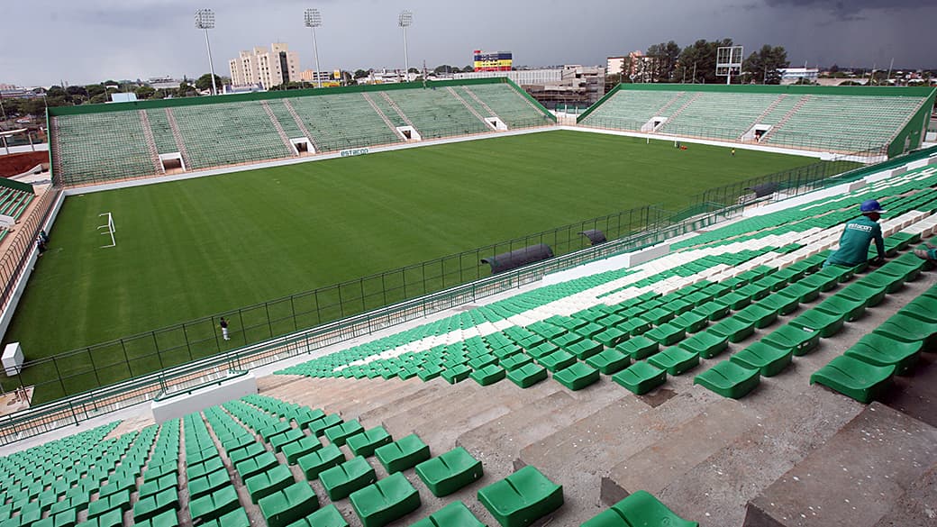 Estádio Bezerrão, que fica no Complexo Esportivo, foi reformado em 2007