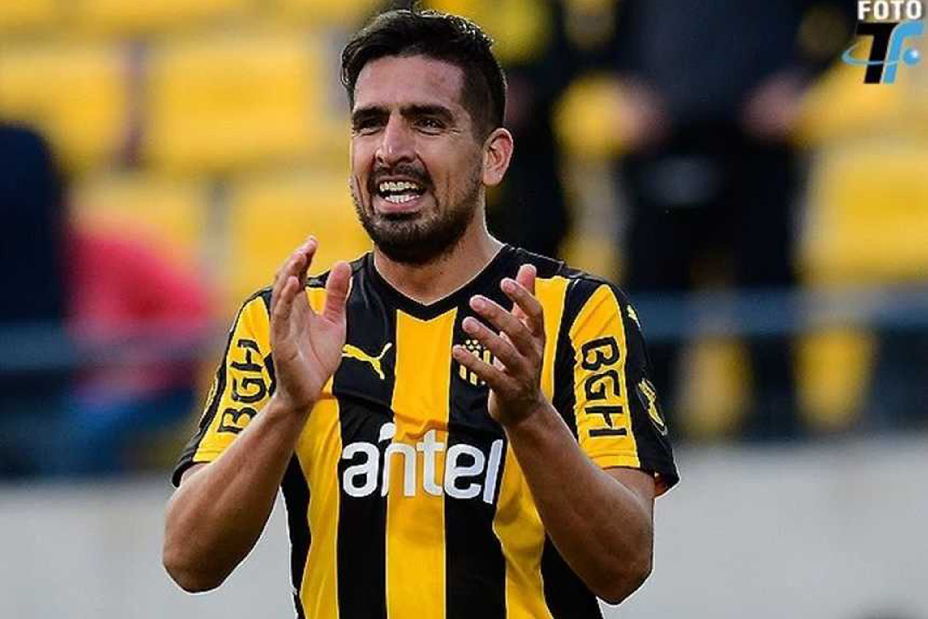 Lucas Viatri do Peñarol do Uruguai