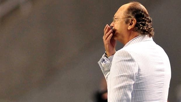 Paulo Roberto Falcão não é mais treinador do Bahia