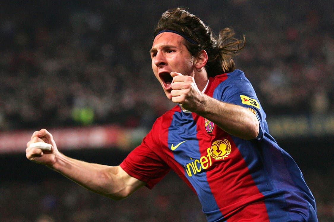 Lionel Messi comemora gol em partida histórica contra o Real Madrid, no estádio Camp Nou, em Barcelona