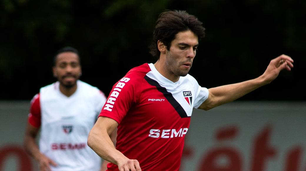 Kaká participou normalmente dos treinos do São Paulo nas últimas semanas