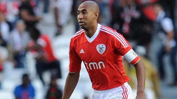 Luisão, zagueiro do Benfica