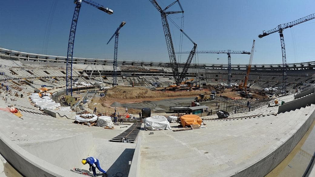 Obras no Maracanã: para encher estádio, torcedor quer conforto
