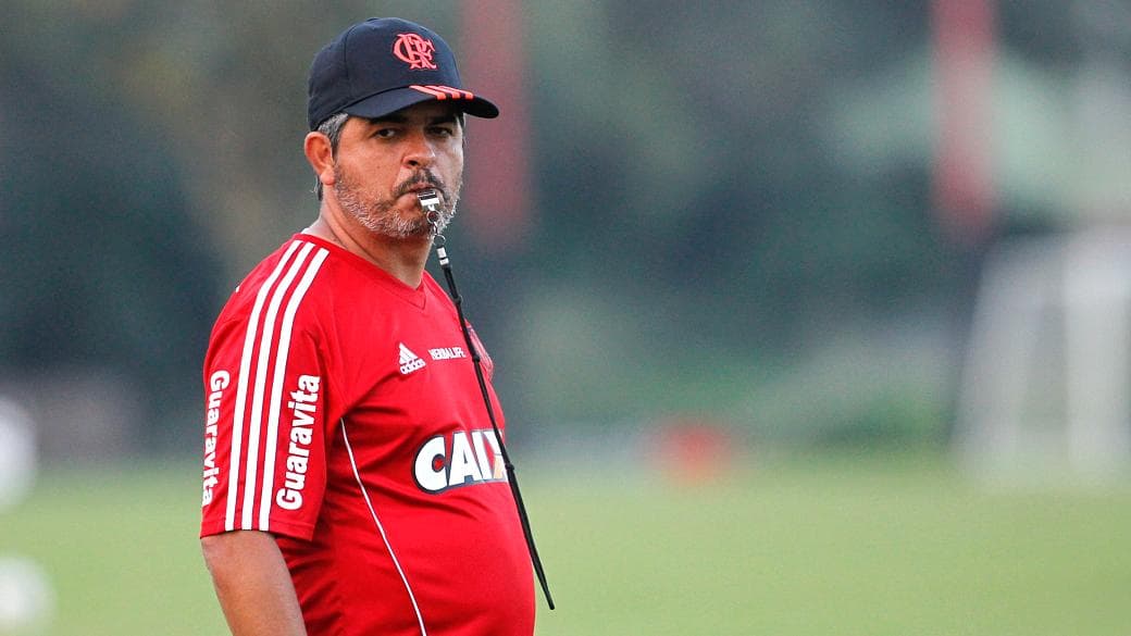 Antes do Flamengo, Ney Franco passou por São Paulo e Vitória nos últimos anos