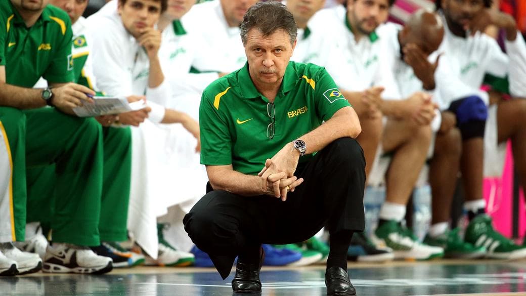 O argentino Rubén Magnano, técnico da seleção brasileira de basquete