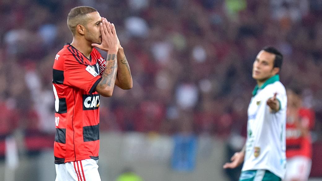 Eliminado em casa para o León, do México, o Flamengo chegou a seu terceiro fracasso na primeira fase em seis participações neste formato