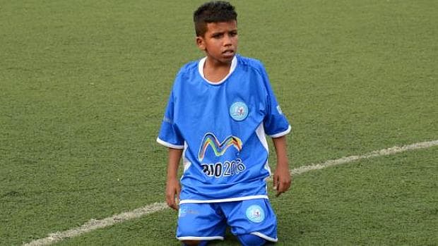 Paulo Henrique Pereira Sena, 14 anos, é o novo contratado do Barcelona