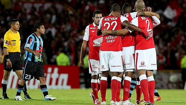 Jogadores do Santa Fé comemoram passagem inédita às semifinais da Libertadores