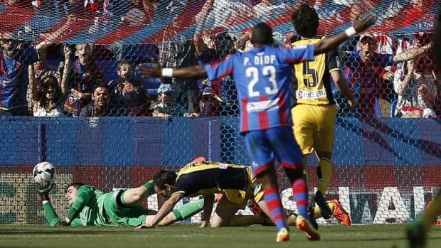 Senegalês Diop, do Levante, acusou torcida do Atlético de Madrid de racismo