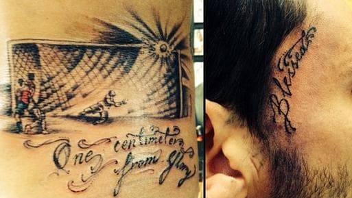 Tatuagem mostra o chute de Maurício Pinilla que explodiu no travessão da seleção brasileira -
