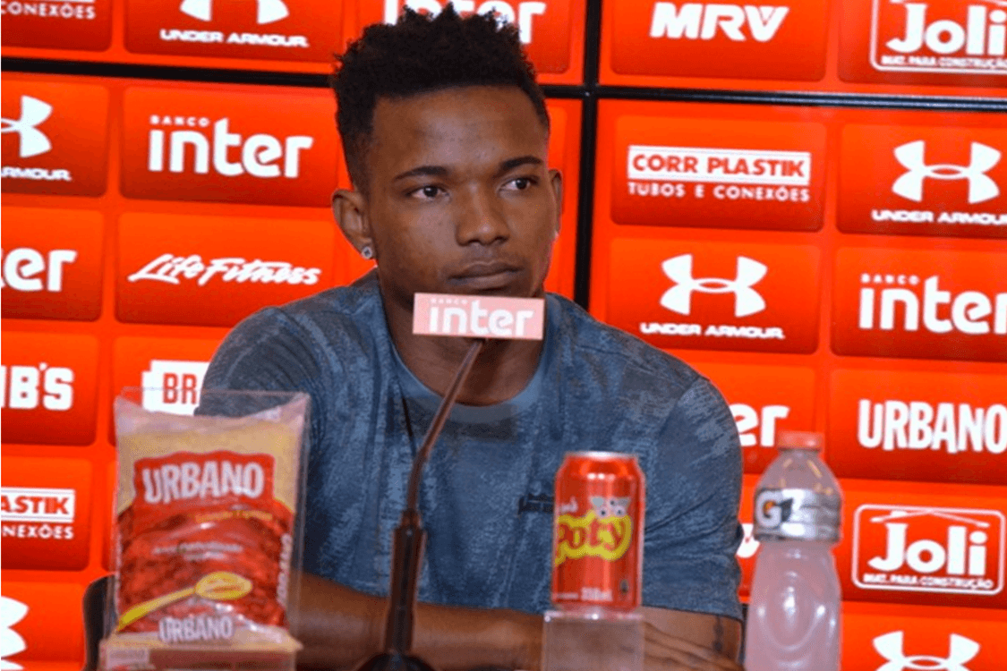 Thiago Mendes se despede do São Paulo FC