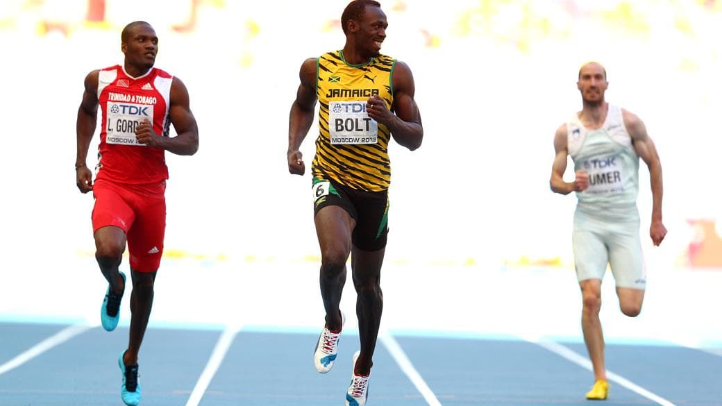 Usain Bolt fez o 21º pior tempo na classificação para a semifinal dos 200 metros