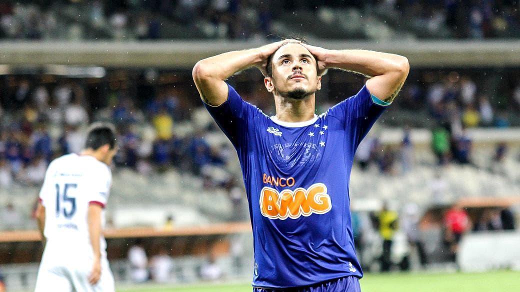 Na partida de ida, o Cruzeiro só escapou da derrota com um gol nos minutos finais