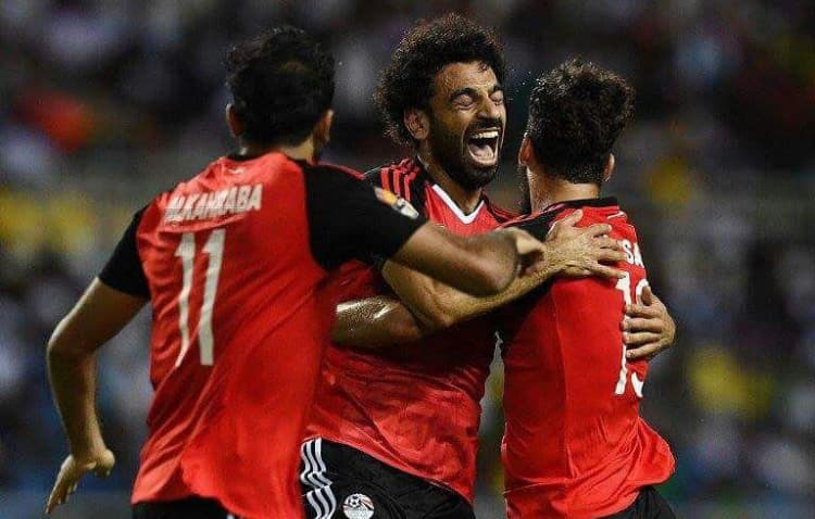 Mohamed Salah comemora gol do Egito