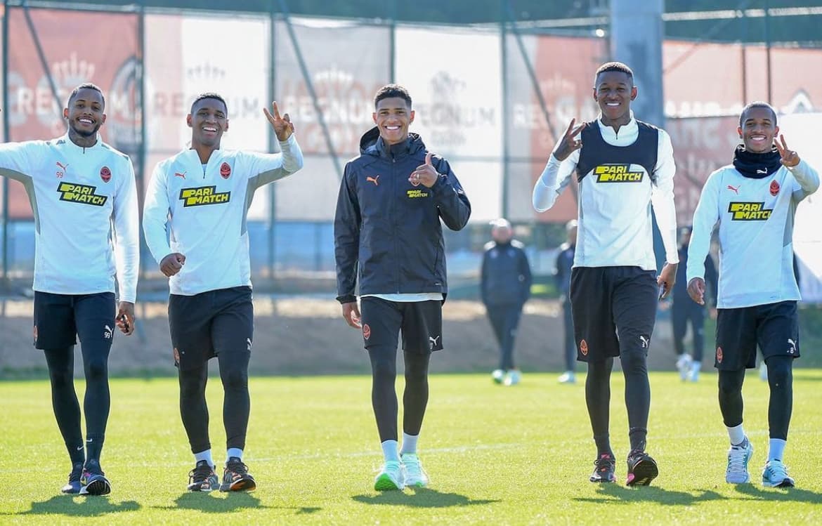 31 brasileiros jogam no futebol ucraniano; 13 apenas no Shakhtar -