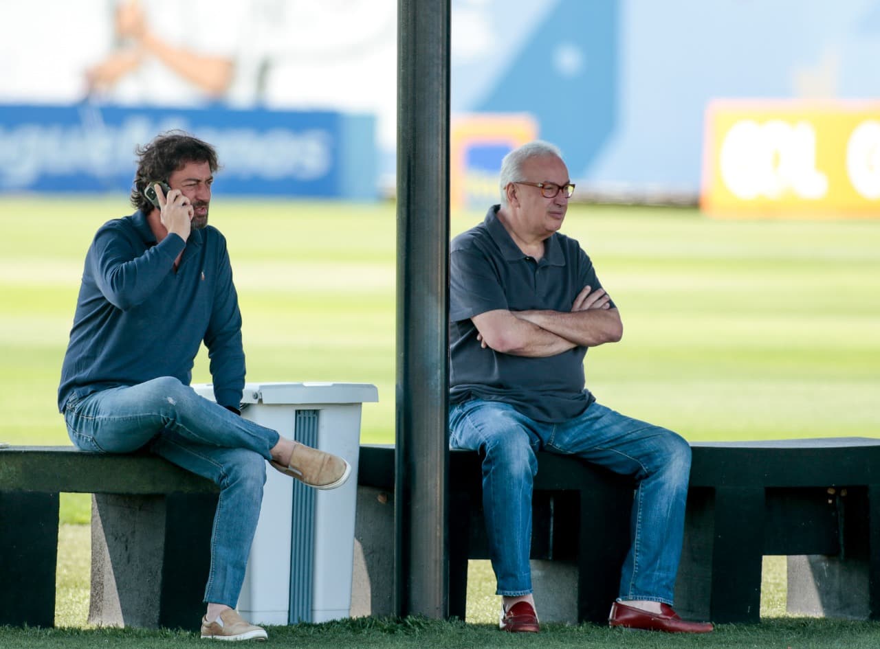 Duilio e diretoria ainda têm dificuldade para definir substituto de Sylvinho -
