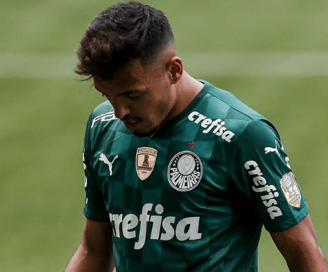 Gabriel Menino subiu para o profissional em 2020