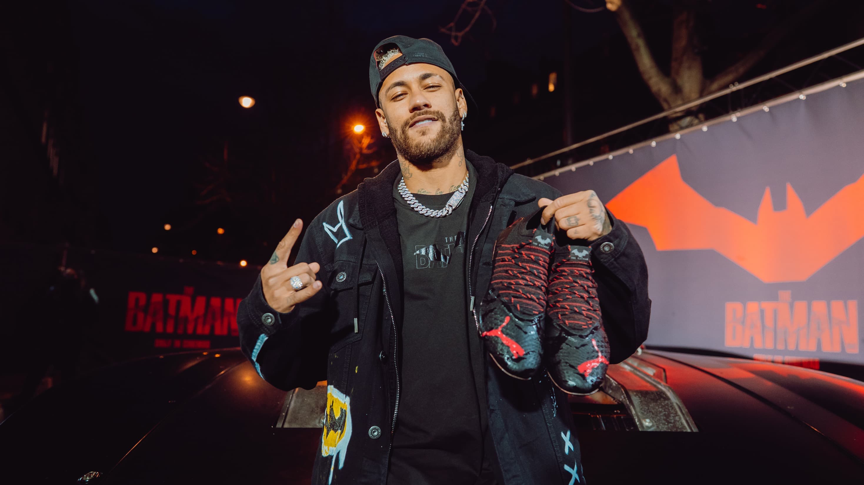 Neymar muitas vezes é 'popstar' enquanto tem desempenho abaixo em campo -