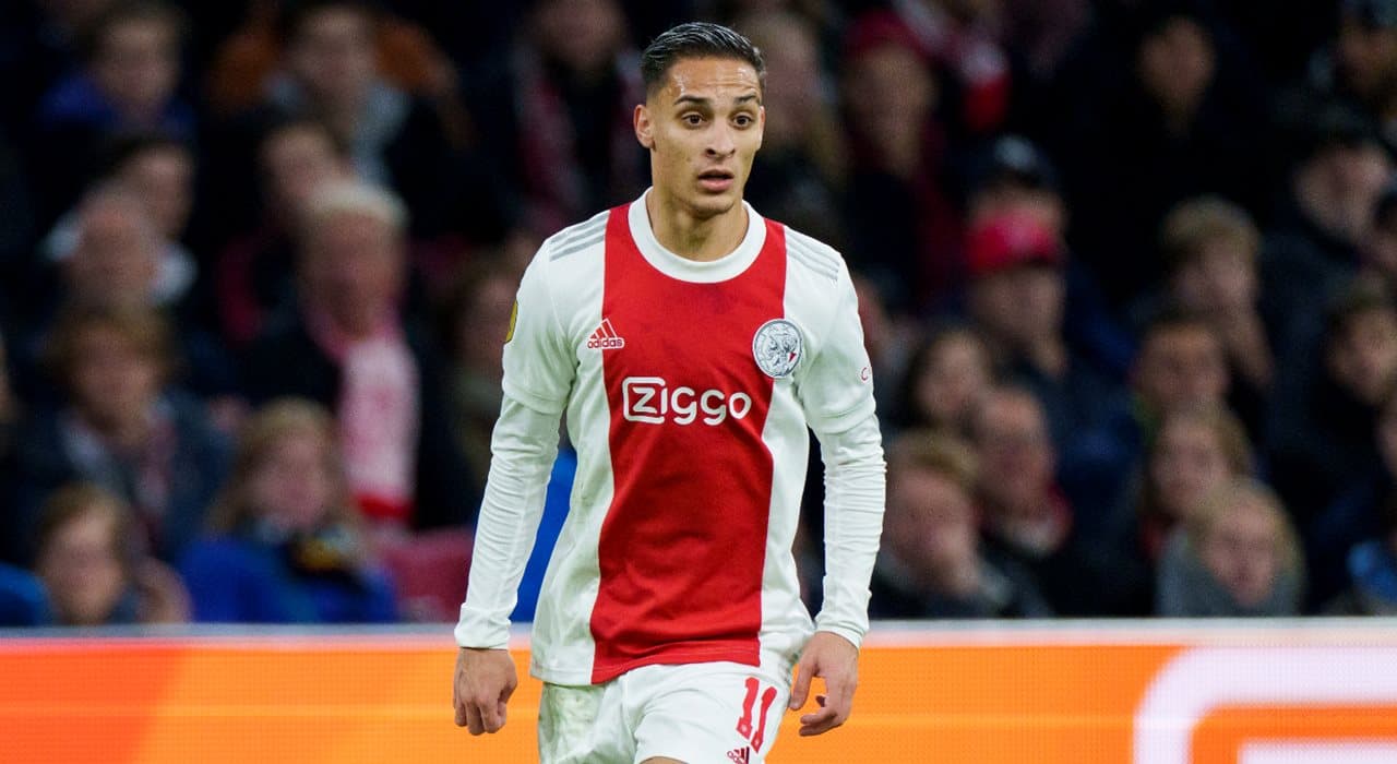 Antony brilhou no Ajax -