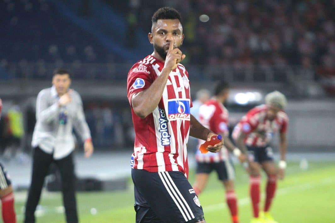 De férias, Borja aguarda desfecho das negociações -