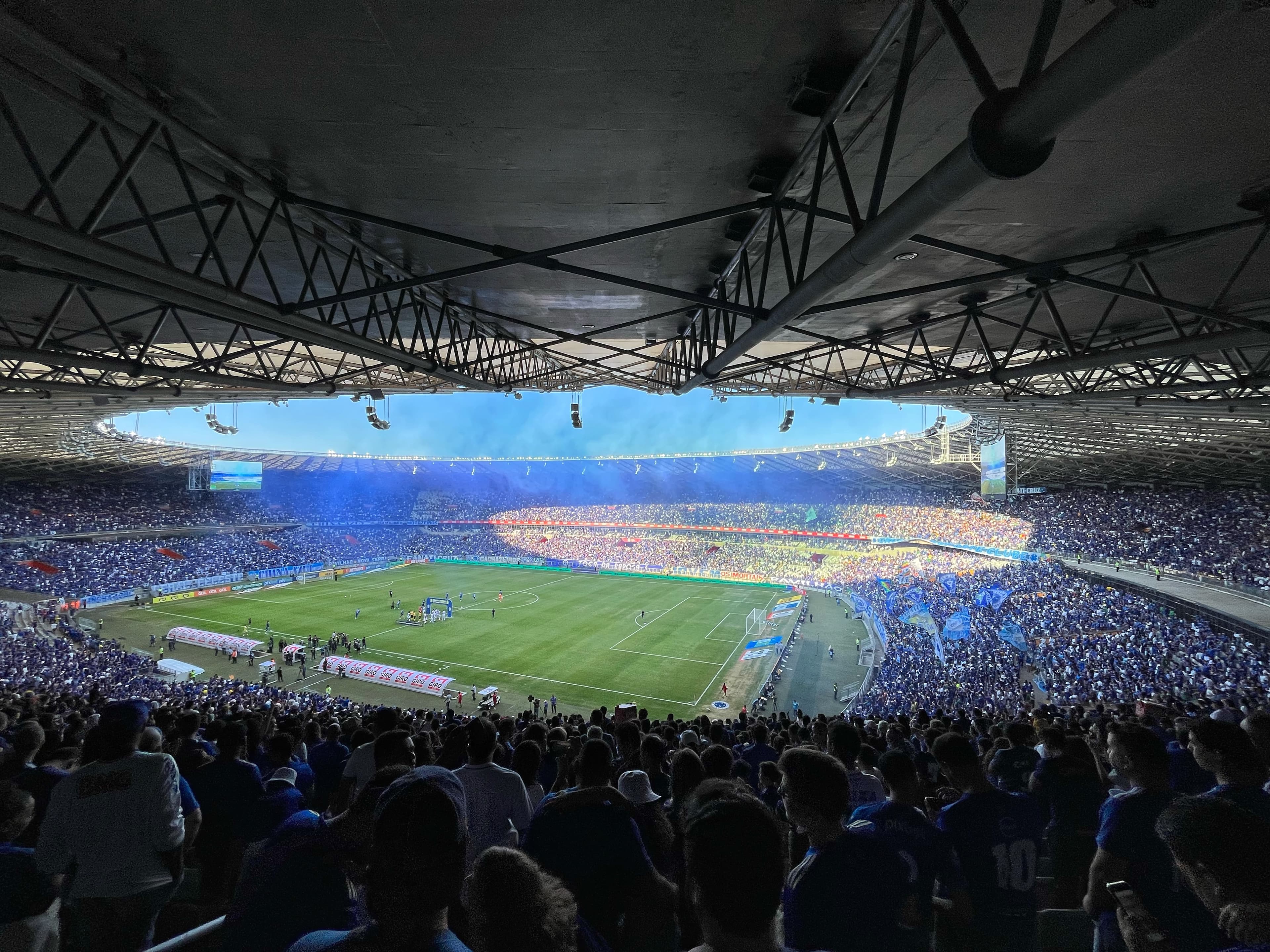 Cruzeiro vive boa fase e torcida abraça o time -
