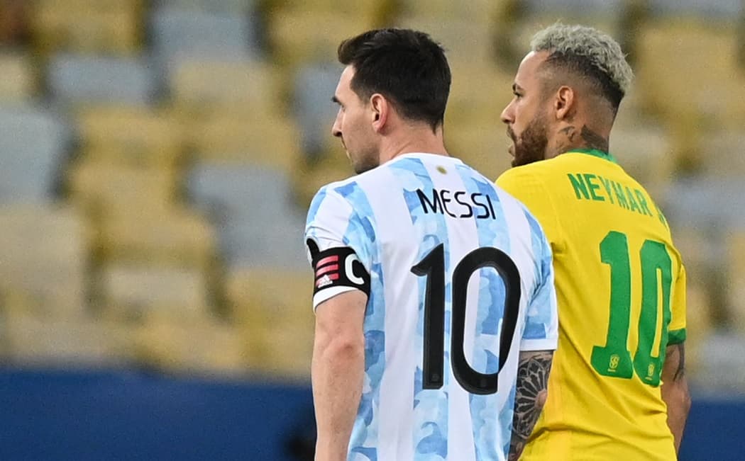 Lionel Messi e Neymar na final da Copa América em 2021