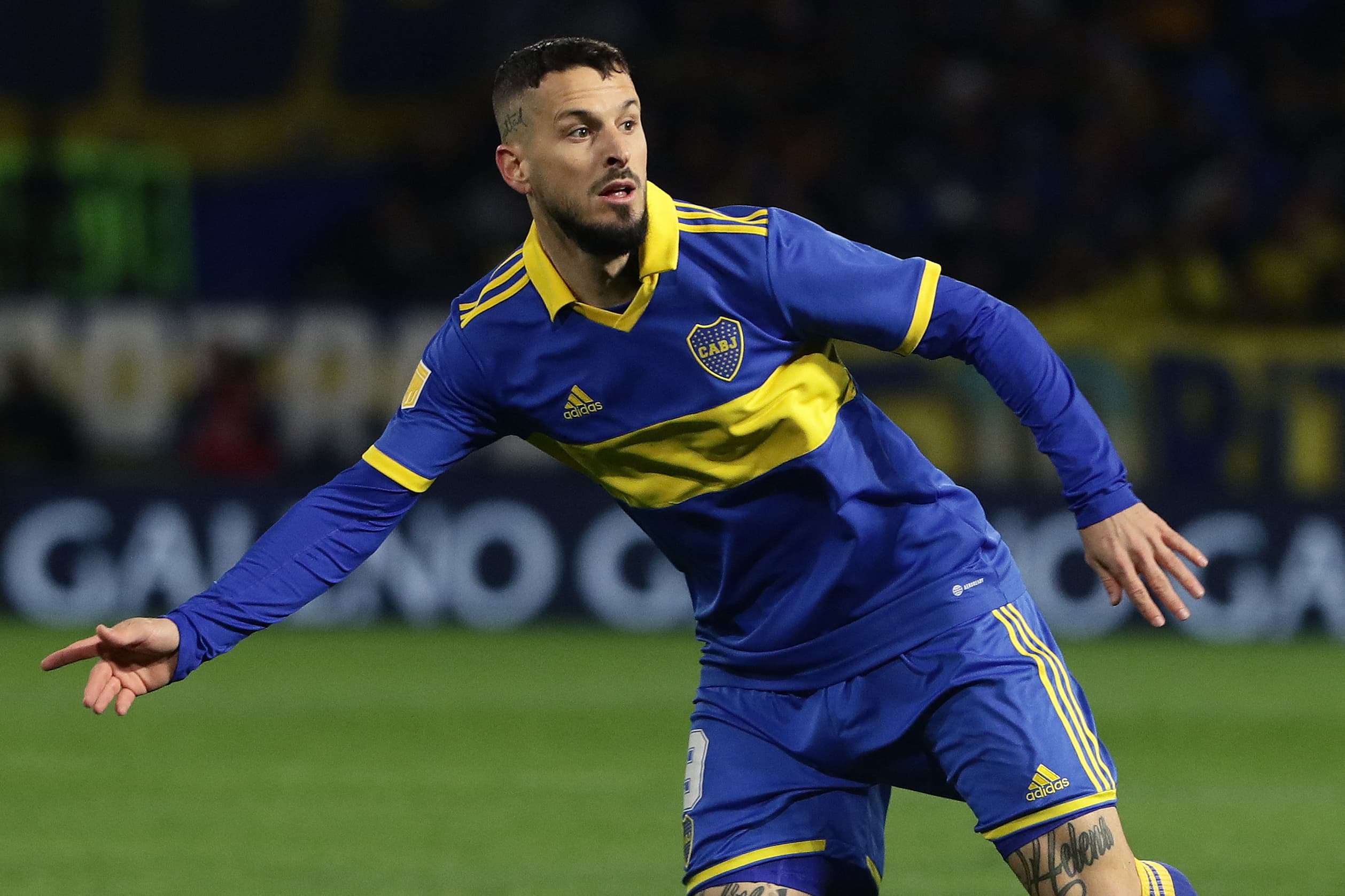 Benedetto está perto do Flamengo, diz imprensa argentina