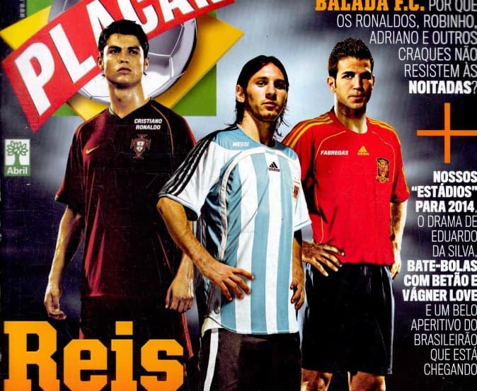 Cristiano, Messi e Fabregas na capa da edição de maio de 2008